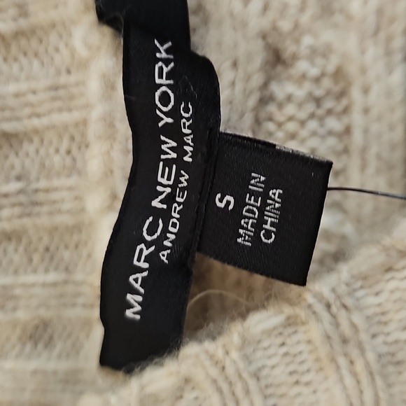 MARC NEW YORK SWEATER SIZE S - Picture 3 of 6